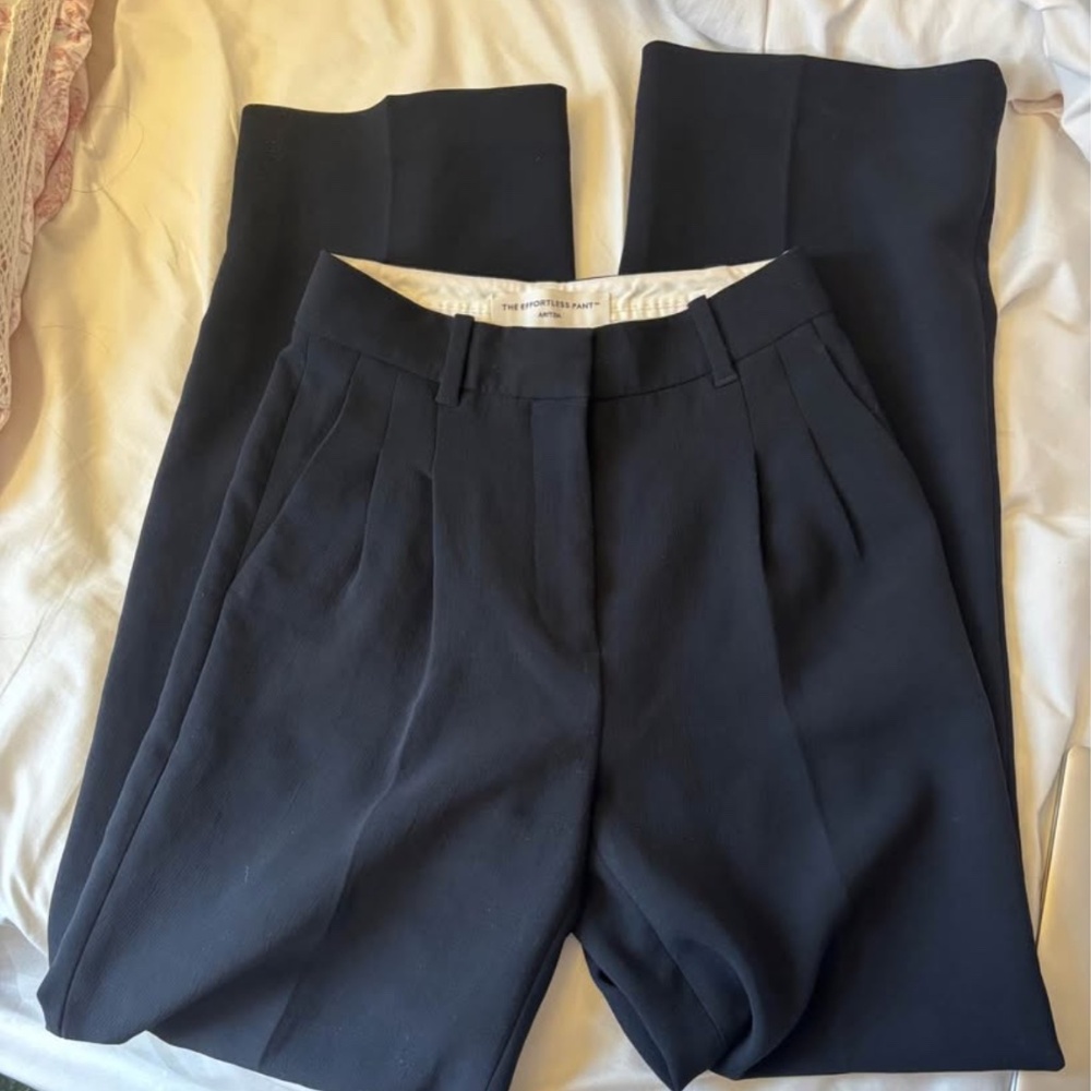 Aritzia the effortless pants